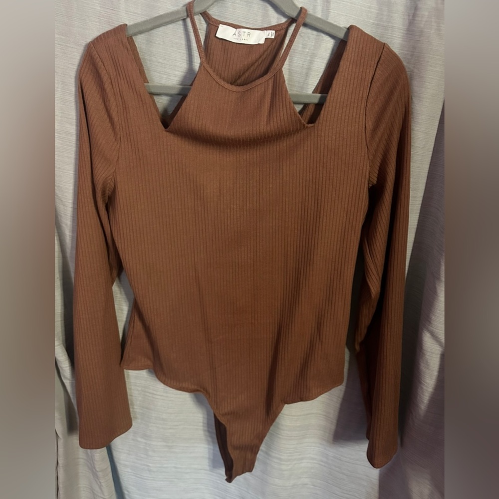 ASTR brown body suit, XL, with shoulder cut outs